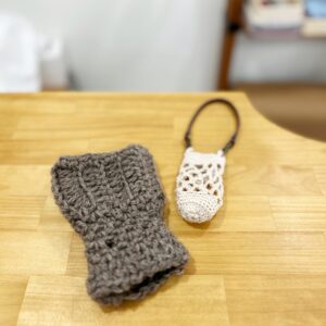生徒さん完成作品:ハンドウォーマーと、スプレーボトルホルダー
